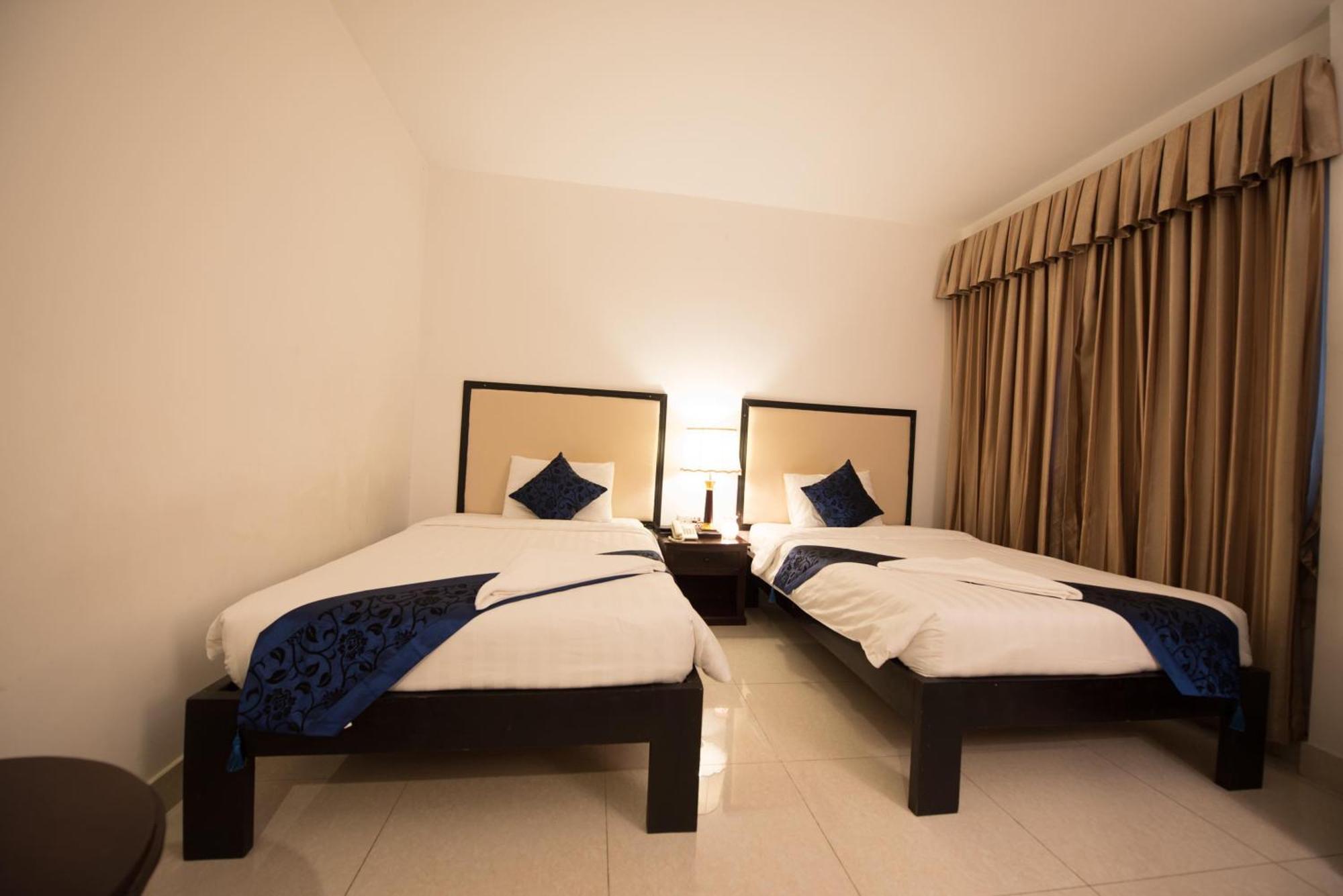Homesyn Hotel Phnom Penh Exterior foto